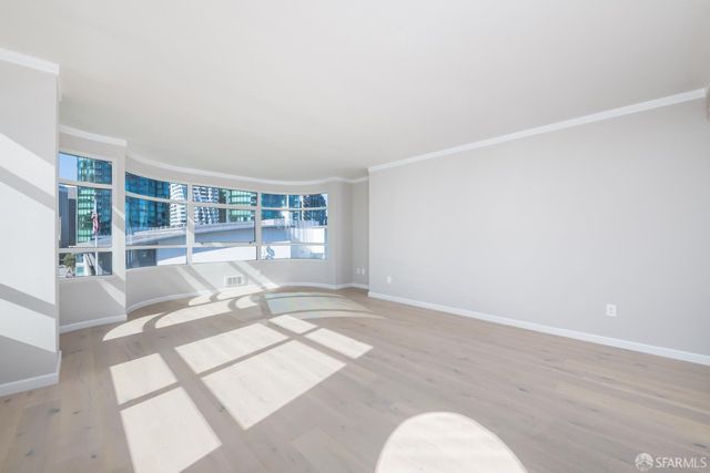 403 Main Street 815N, San Francisco, CA 94105