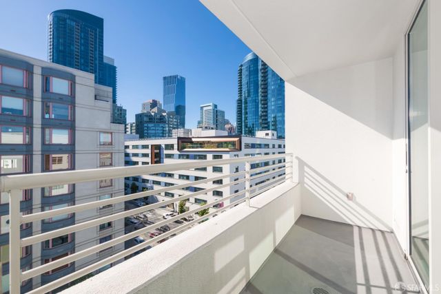 403 Main Street 815N, San Francisco, CA 94105