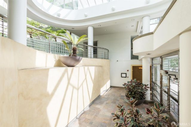 403 Main Street 815N, San Francisco, CA 94105