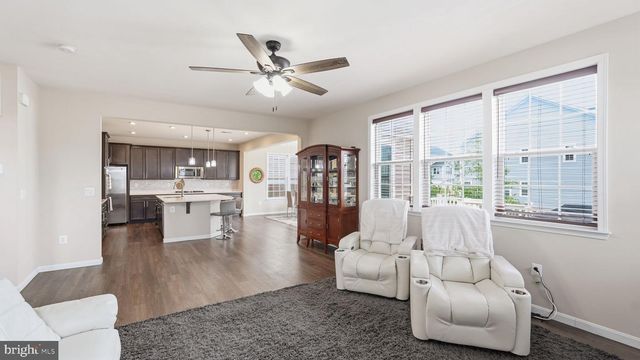 502 PEPPERIDGE DR, Stafford, VA 22554