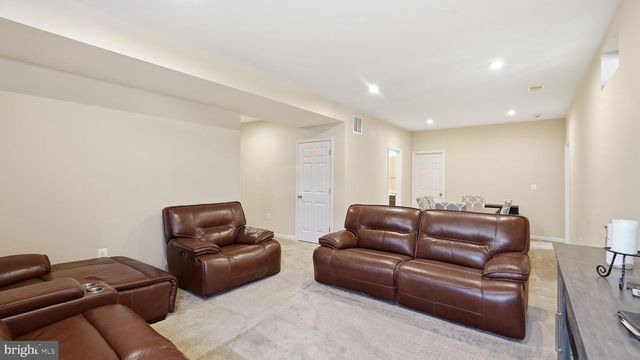 502 PEPPERIDGE DR, Stafford, VA 22554