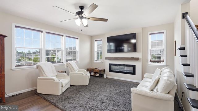 502 PEPPERIDGE DR, Stafford, VA 22554