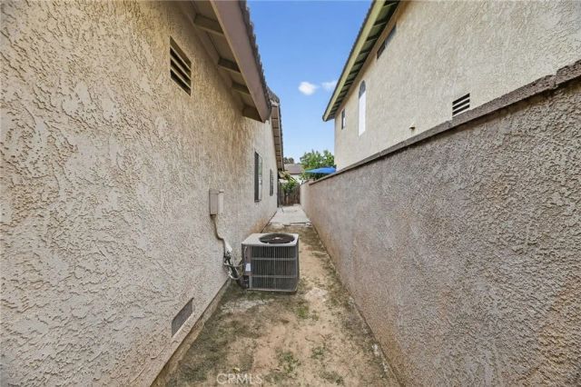 129 Olivetree Drive, Perris, CA 92571