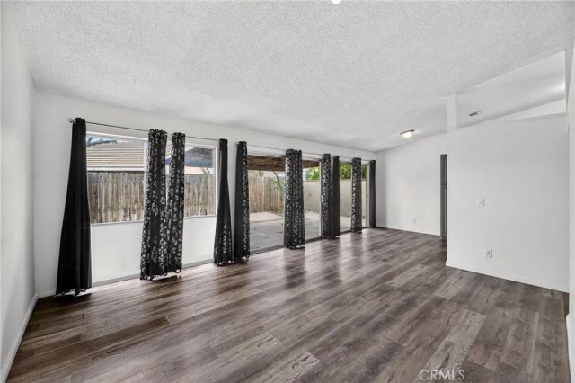 129 Olivetree Drive, Perris, CA 92571