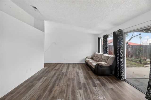 129 Olivetree Drive, Perris, CA 92571