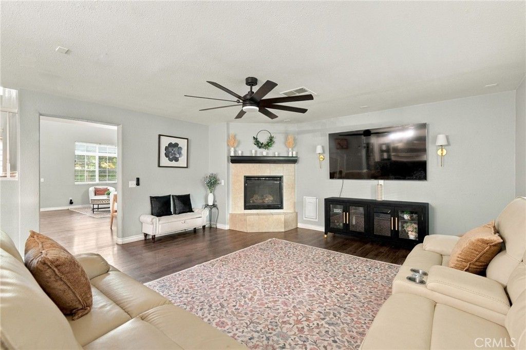 29074 Goldenstar Way, Murrieta, CA 92563 — photo 5