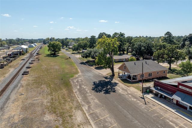 236 S Main Street, Grapeland, TX 75844