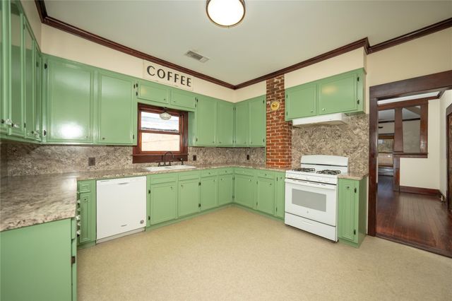 236 S Main Street, Grapeland, TX 75844