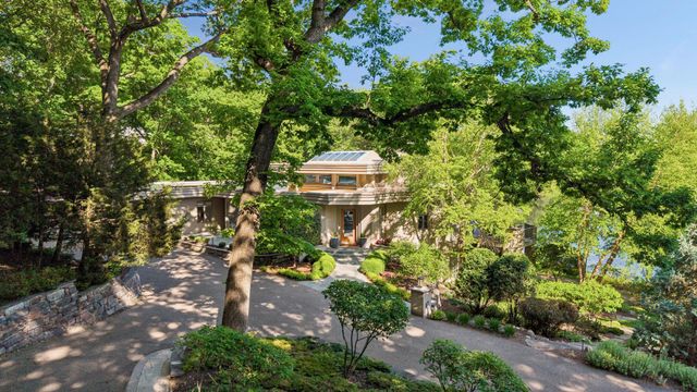 6504 Stauder Circle, Edina, MN 55436