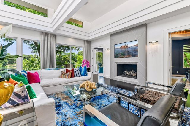 6504 Stauder Circle, Edina, MN 55436