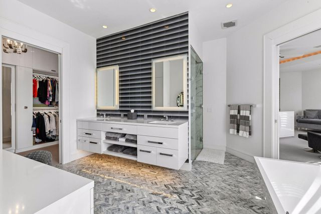 6504 Stauder Circle, Edina, MN 55436
