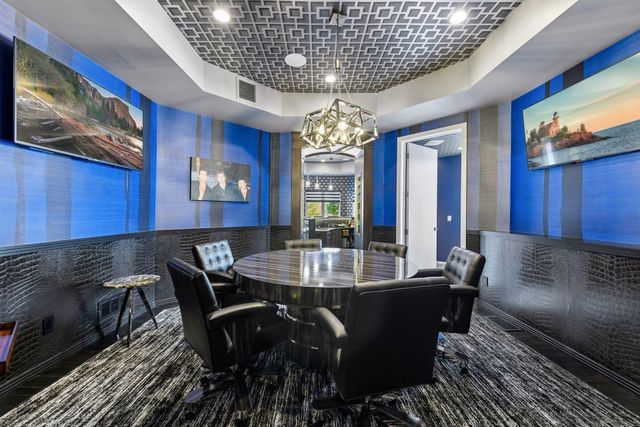 6504 Stauder Circle, Edina, MN 55436