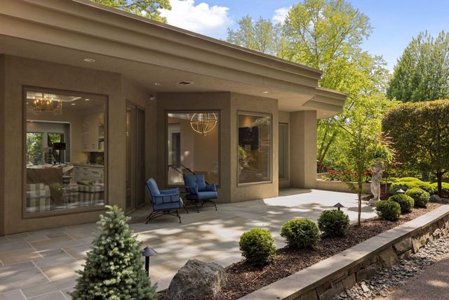 6504 Stauder Circle, Edina, MN 55436