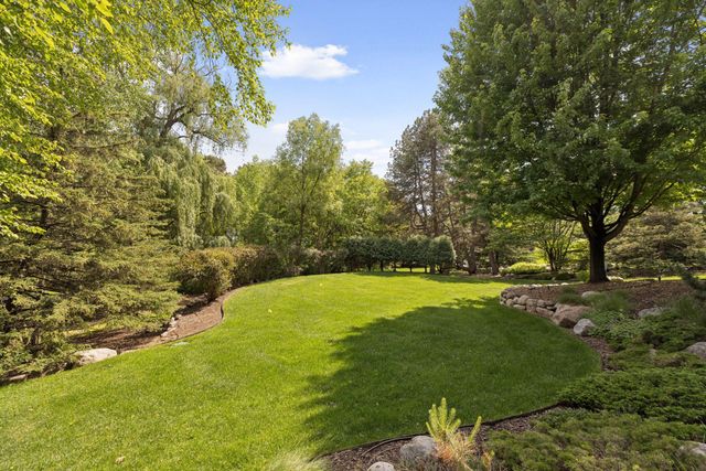 6504 Stauder Circle, Edina, MN 55436