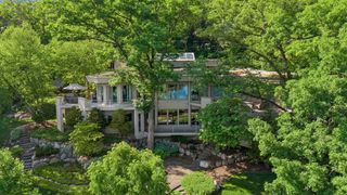 6504 Stauder Circle, Edina, MN 55436