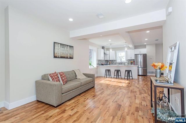 2389 3rd Street, Fort Lee, NJ 07024