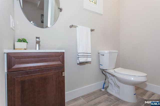 2389 3rd Street, Fort Lee, NJ 07024