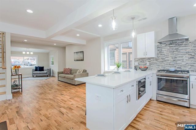 2389 3rd Street, Fort Lee, NJ 07024