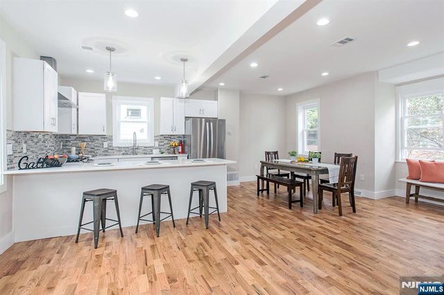 2389 3rd Street, Fort Lee, NJ 07024
