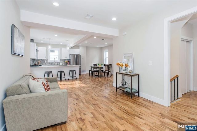 2389 3rd Street, Fort Lee, NJ 07024