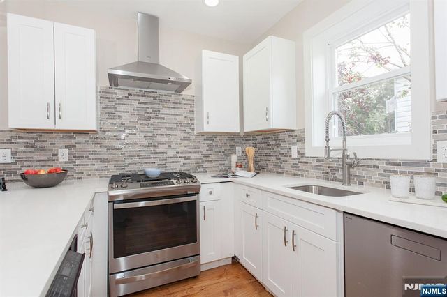 2389 3rd Street, Fort Lee, NJ 07024