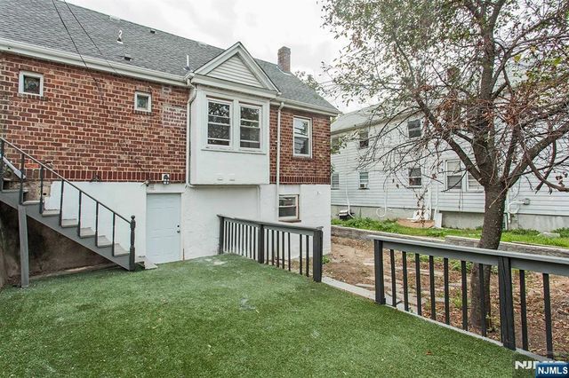 2389 3rd Street, Fort Lee, NJ 07024