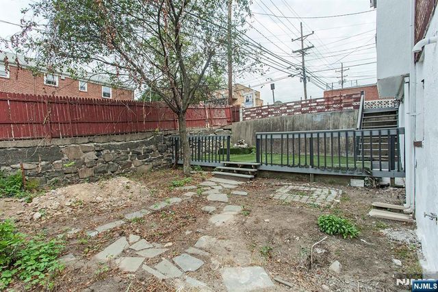 2389 3rd Street, Fort Lee, NJ 07024
