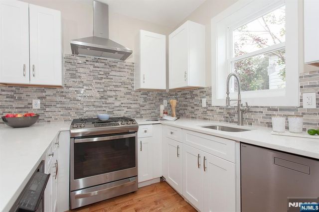 2389 3rd Street, Fort Lee, NJ 07024
