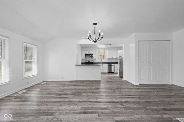 5452 E Hadley Road, Mooresville, IN 46158