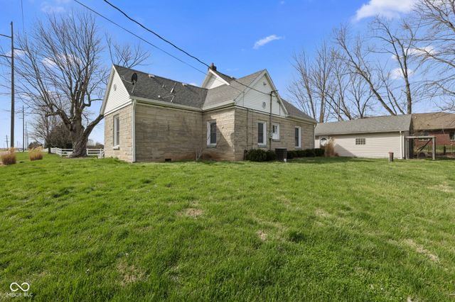 5452 E Hadley Road, Mooresville, IN 46158