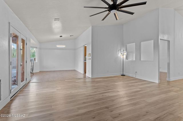 7023 W Cherry Tree Place, Tucson, AZ 85757
