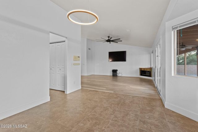 7023 W Cherry Tree Place, Tucson, AZ 85757