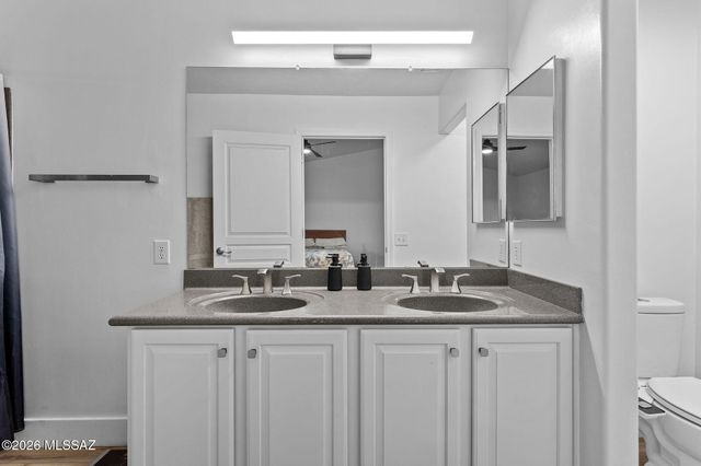 7023 W Cherry Tree Place, Tucson, AZ 85757