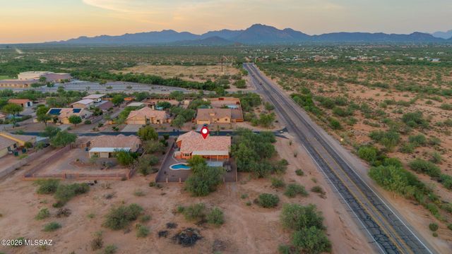 7023 W Cherry Tree Place, Tucson, AZ 85757