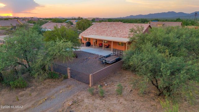 7023 W Cherry Tree Place, Tucson, AZ 85757