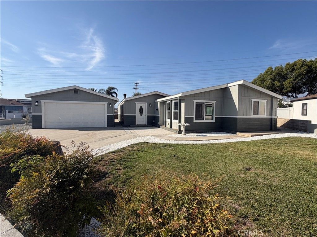 10961 Desert Lawn Drive 26, Calimesa, CA 92320