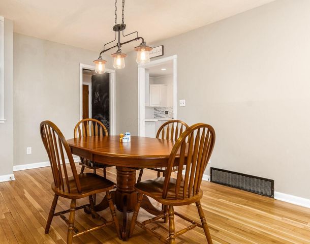 4827 Cemetery Road, Hilliard, OH 43026