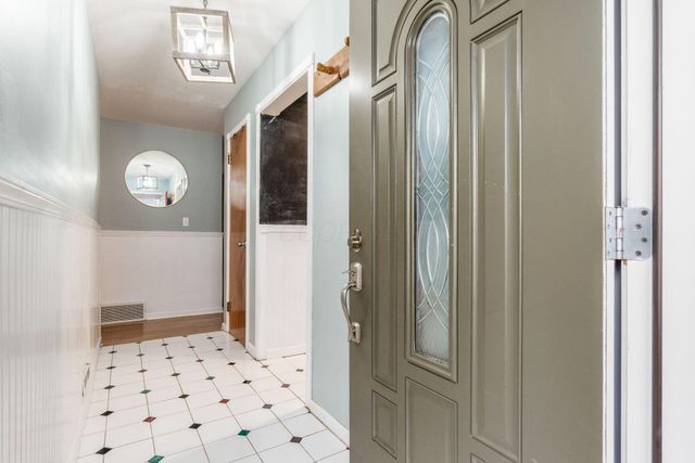 4827 Cemetery Road, Hilliard, OH 43026