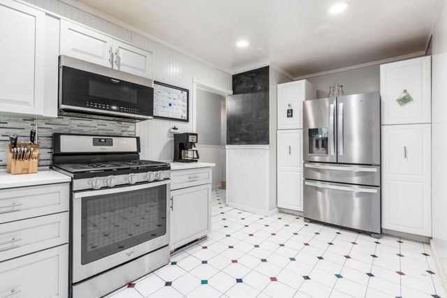 4827 Cemetery Road, Hilliard, OH 43026