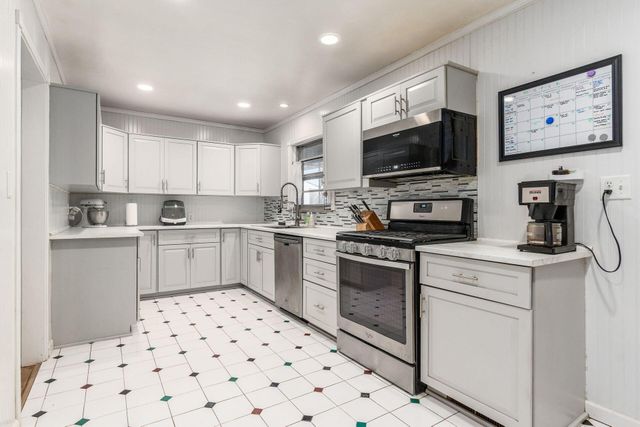 4827 Cemetery Road, Hilliard, OH 43026