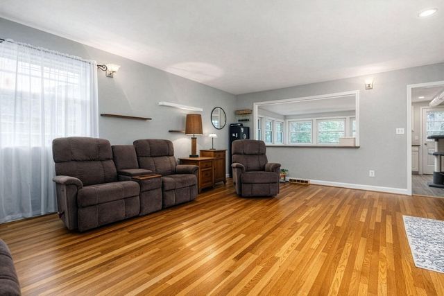 4827 Cemetery Road, Hilliard, OH 43026