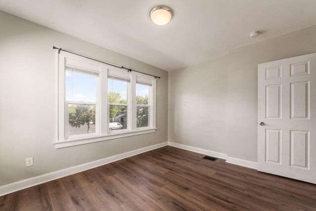 1555 E Rich Street, Columbus, OH 43205