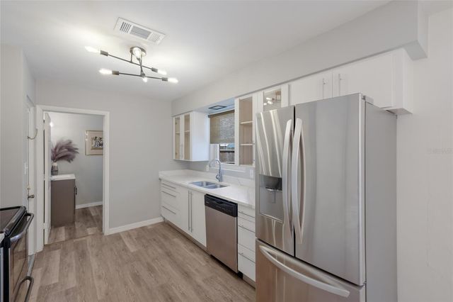 2654 GRAND CAYMAN STREET, Sarasota, FL 34231