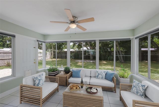 2654 GRAND CAYMAN STREET, Sarasota, FL 34231