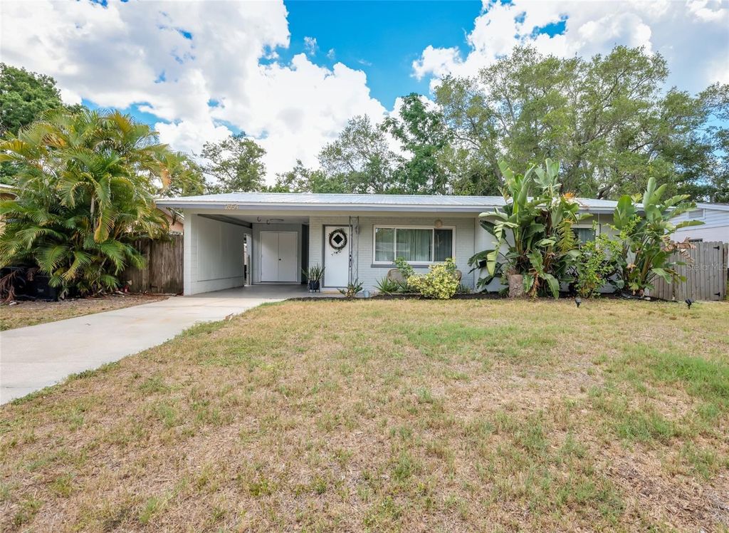 2654 GRAND CAYMAN STREET, Sarasota, FL 34231