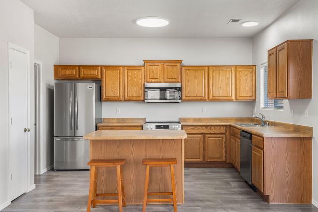 1513 San Pedro Road NE, Rio Rancho, NM 87144