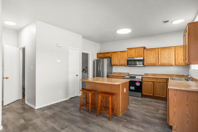 1513 San Pedro Road NE, Rio Rancho, NM 87144