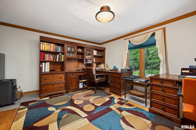 11201 N OAK TRAIL Drive, Peoria, IL 61615