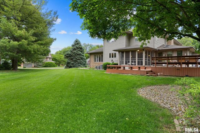 11201 N OAK TRAIL Drive, Peoria, IL 61615