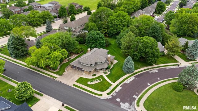 11201 N OAK TRAIL Drive, Peoria, IL 61615